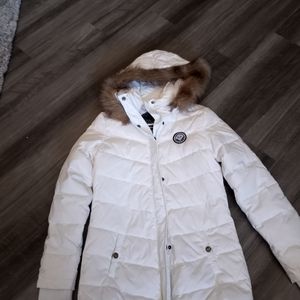 Roxy white puffer jacket